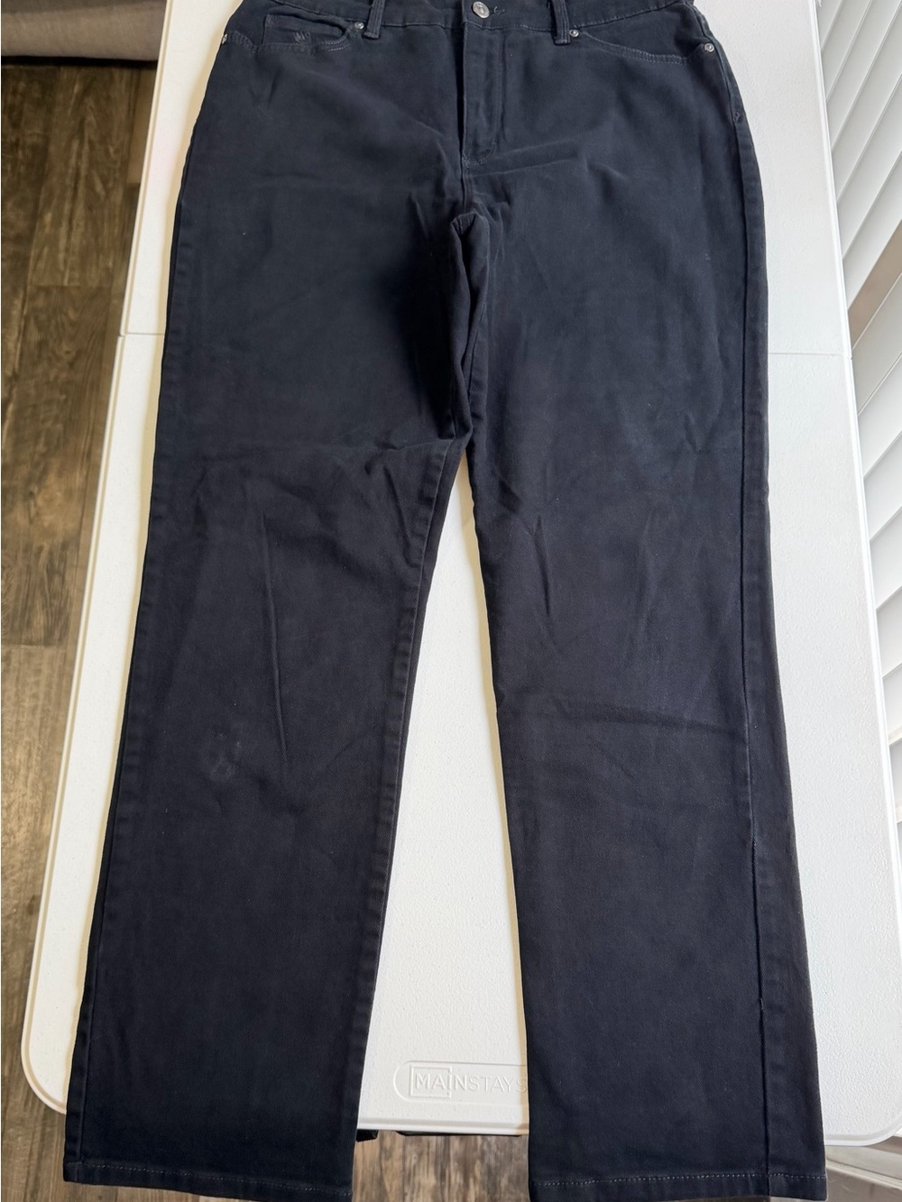 Women’s Gloria Vanderbilt Amanda black jeans size 12 T0111